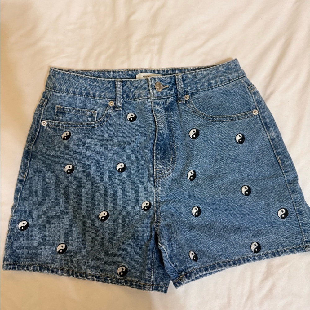 Forever 21 Jean shorts small